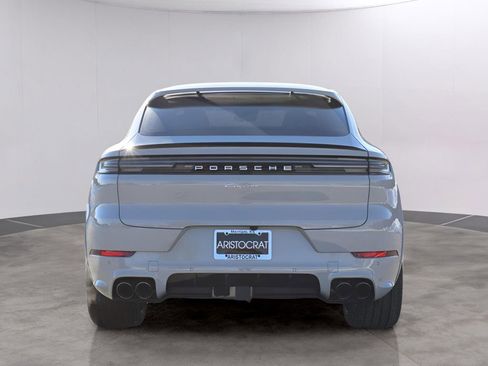 New 2026 Porsche Cayenne Coupe image 7