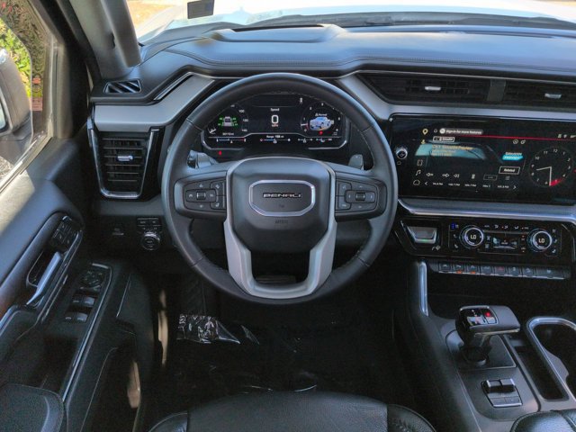 Used 2024 GMC Sierra 1500 Denali w/ Denali Reserve Package AWD/4WD image 15