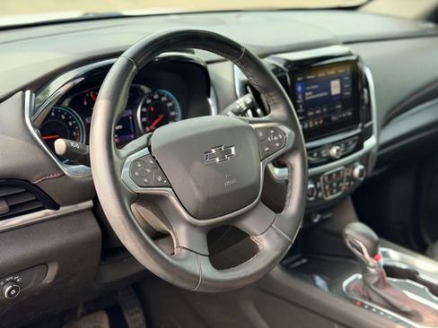 Used 2023 Chevrolet Traverse RS w/ LPO, Floor Liner Package AWD/4WD image 8