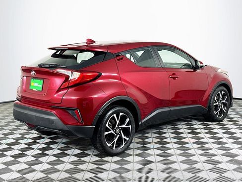 Used 2018 Toyota C-HR XLE image 10