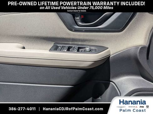 Used 2026 Subaru Forester Premium AWD/4WD image 27
