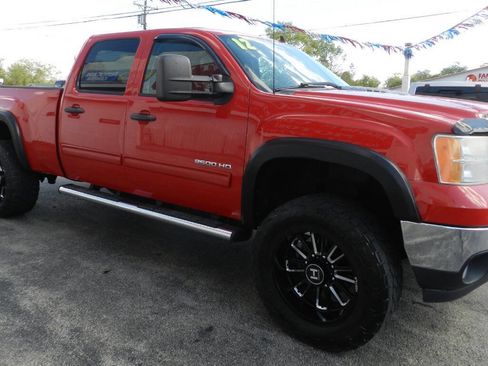 Used 2012 GMC Sierra 2500 SLE w/ SLE Preferred Package image 5
