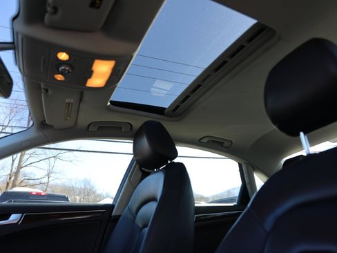 Used 2016 Audi A4 2.0T Premium Plus w/ Technology Package image 20