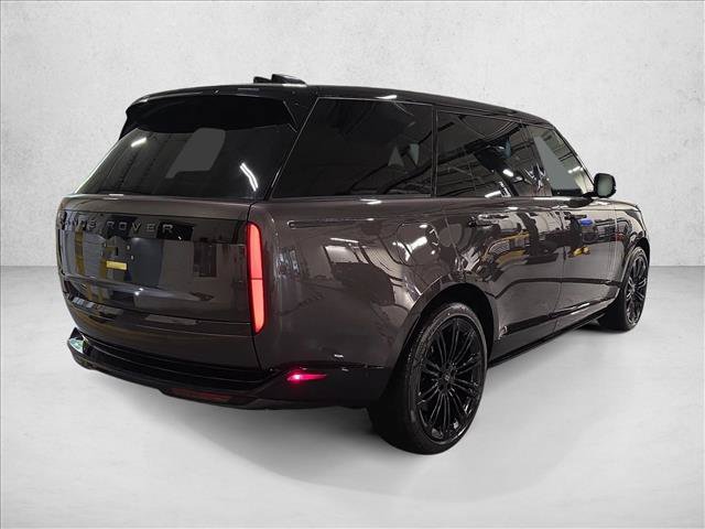 New 2027 Land Rover Range Rover Long Wheelbase Autobiography AWD/4WD image 5