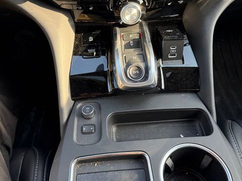 Certified 2025 Acura MDX w/ Technology Package image 18