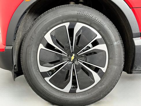 Used 2024 Chevrolet Blazer EV LT image 11