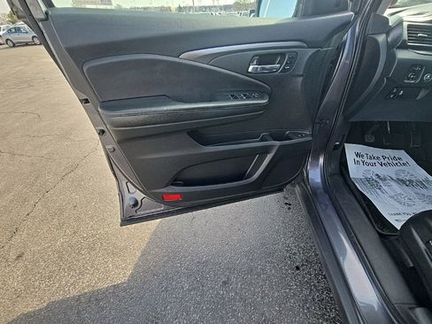 Used 2022 Honda Pilot Special Edition image 12