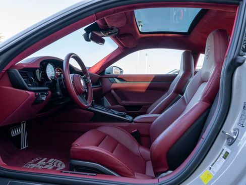 Certified 2024 Porsche 911 Carrera 4S image 24