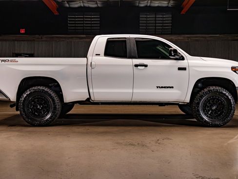 Used 2021 Toyota Tundra SR5 w/ TRD Off-Road Package RWD image 11