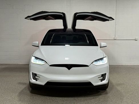 Used 2018 Tesla Model X P100D AWD/4WD image 4