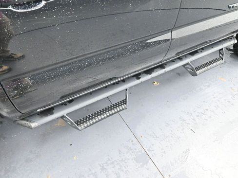 Used 2021 Toyota Tacoma TRD Off-Road image 9