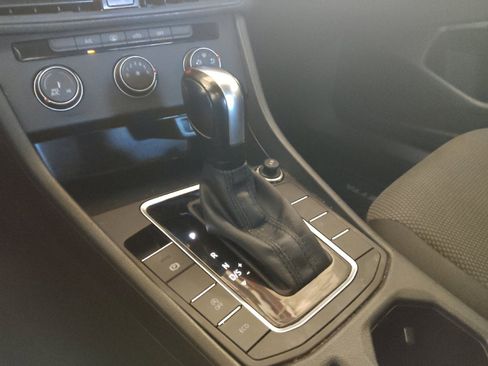 Used 2020 Volkswagen Jetta S FWD image 26