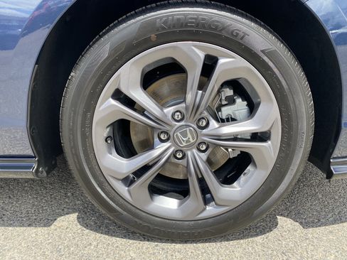 Used 2025 Honda Accord EX-L image 11