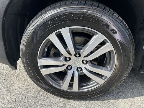 Used 2017 Honda Pilot EX-L image 7