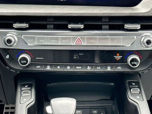 Used 2025 Kia Telluride SX Prestige X-Line image 31