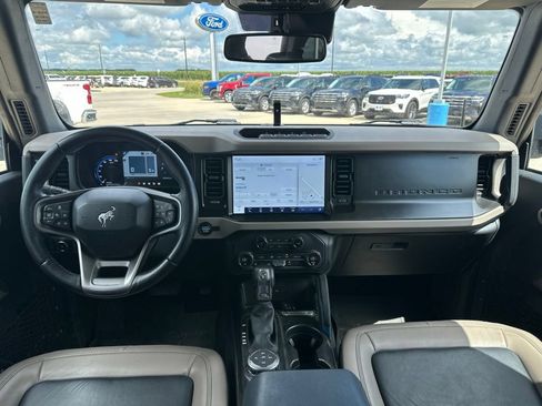 Used 2023 Ford Bronco Wildtrak AWD/4WD image 22