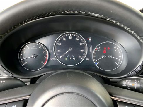 Used 2024 MAZDA MAZDA3 s image 26