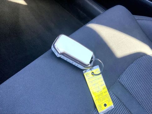 Used 2023 Kia K5 LXS image 14