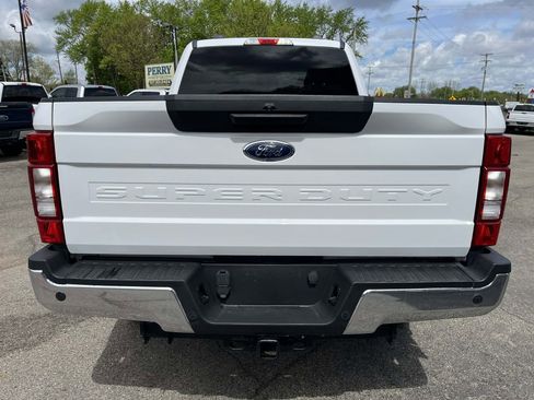 Used 2021 Ford F250 XLT w/ XLT Value Package AWD/4WD image 7