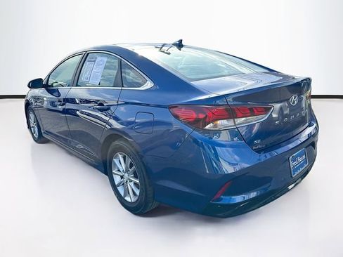 Used 2018 Hyundai Sonata SE w/ Cargo Package FWD image 5