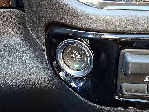 New 2026 Chevrolet Silverado 1500 ZR2 image 19