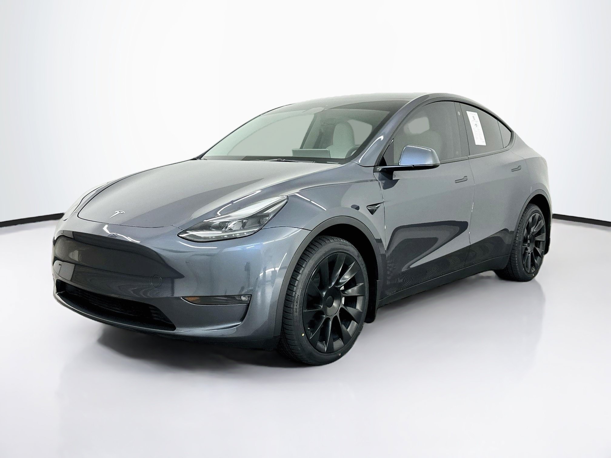 Used 2023 Tesla Model Y Long Range AWD/4WD image 3