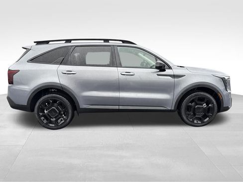 New 2025 Kia Sorento SX image 9