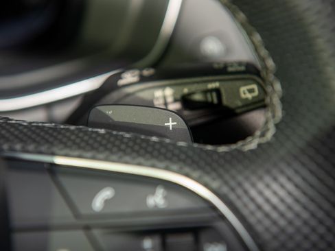 Used 2022 Audi SQ5 Prestige image 30