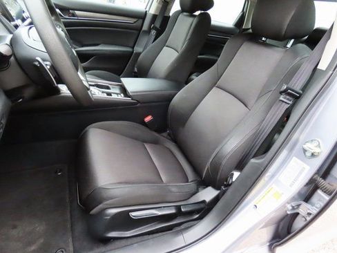 Used 2020 Honda Accord Hybrid image 37