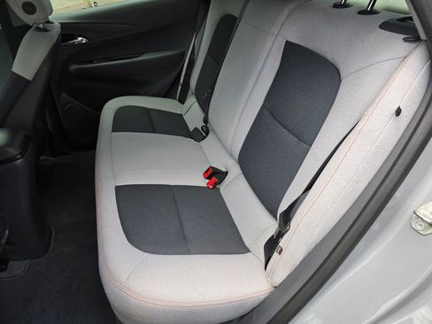 Used 2020 Chevrolet Bolt LT FWD image 20