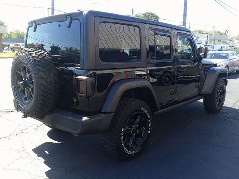 Used 2021 Jeep Wrangler Unlimited Sport image 20