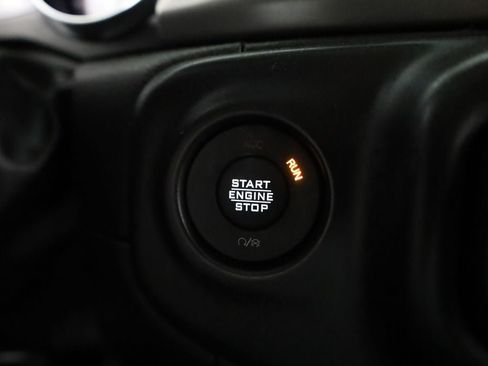 Used 2023 Jeep Wrangler Unlimited AWD/4WD image 34