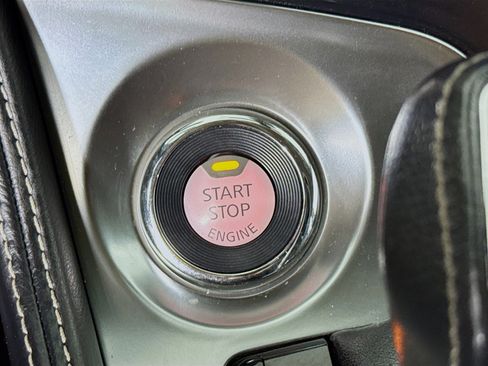 Used 2016 Nissan Maxima Platinum image 20