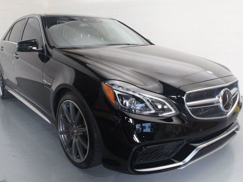 Used 2015 Mercedes-Benz E 63 AMG S-Model image 11