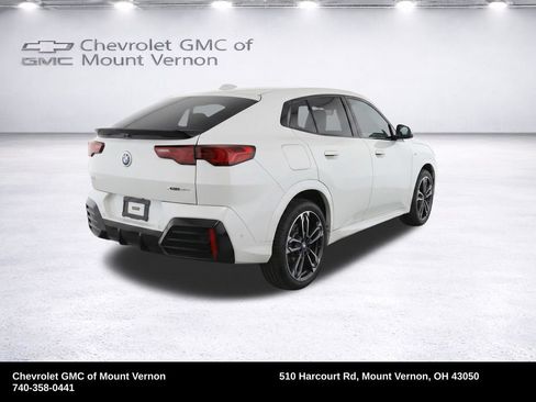 Used 2026 BMW X2 xDrive28i w/ M Sport Package AWD/4WD image 15