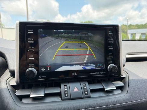 Used 2021 Toyota RAV4 XLE Premium AWD/4WD image 11