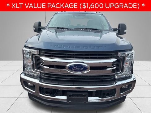 Used 2018 Ford F250 XLT w/ XLT Value Package image 2