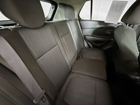 Used 2016 Chevrolet Trax LT image 32