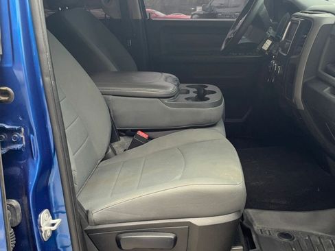 Used 2018 RAM 1500 Express w/ Express Value Package AWD/4WD image 13