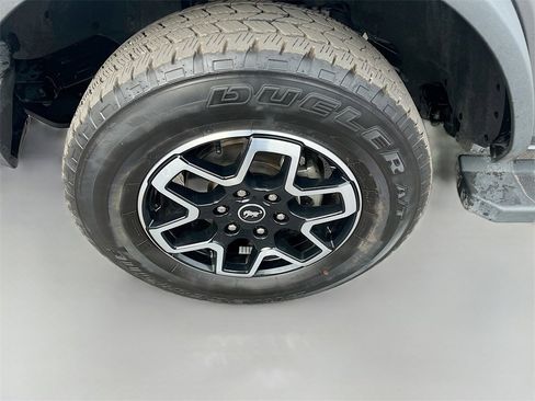 Used 2023 Ford Bronco 4-Door w/ Sasquatch Package image 28