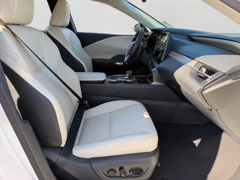 Certified 2023 Lexus RX 350 Premium w/ Accessory Package (Z1) FWD image 9