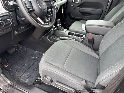 New 2026 Jeep Wrangler Sport AWD/4WD image 24