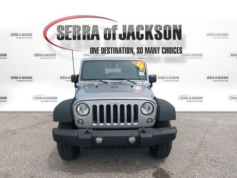 Used 2016 Jeep Wrangler Unlimited Sport w/ Quick Order Package 24S AWD/4WD image 3