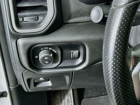 Used 2025 RAM 1500 Tradesman AWD/4WD image 17