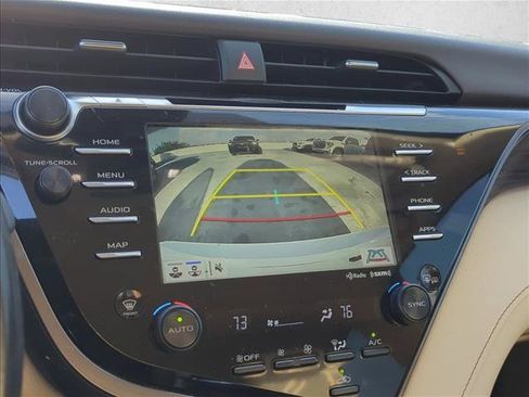Certified 2019 Toyota Camry XLE FWD image 22