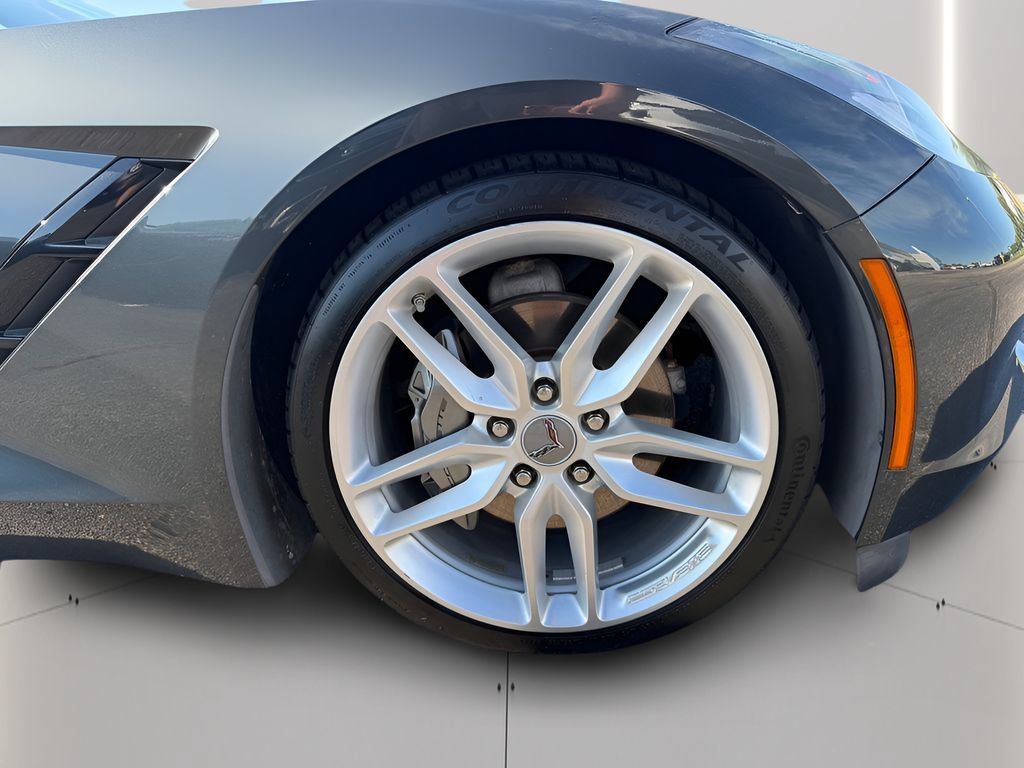 Used 2019 Chevrolet Corvette Stingray Convertible w/ 2LT Preferred Equipment Group RWD image 28