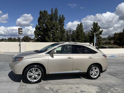 Used 2011 Lexus RX 450h AWD w/ Luxury Pkg image 8