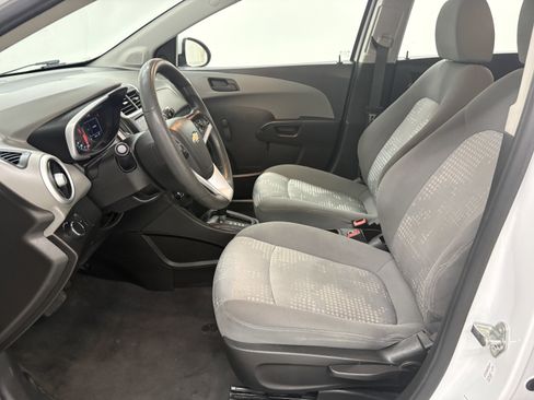 Used 2020 Chevrolet Sonic LT FWD image 11