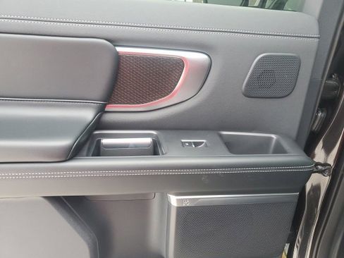 New 2025 Ford Expedition Platinum w/ Stealth Performance Package image 18