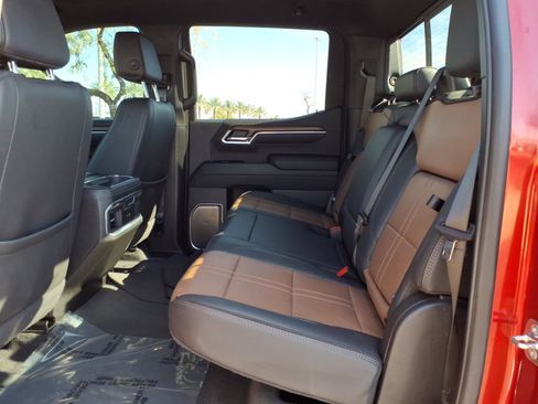 Used 2025 Chevrolet Silverado 1500 High Country w/ Z71 Off-Road Package image 23